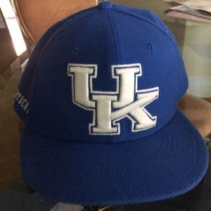 Nike Dri-Fit University of Kentucky Hat